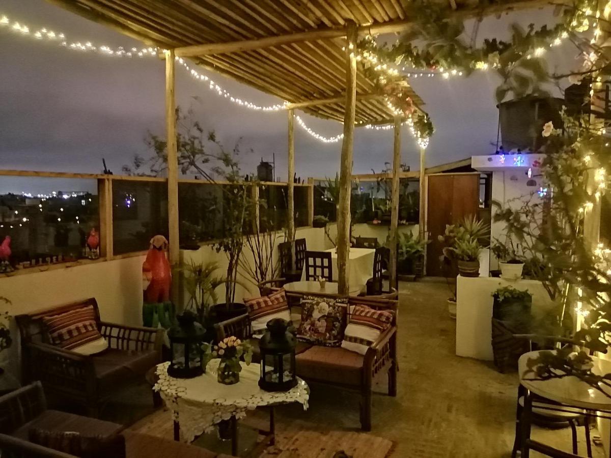 Limper B&B - Airport Кальяо Экстерьер фото